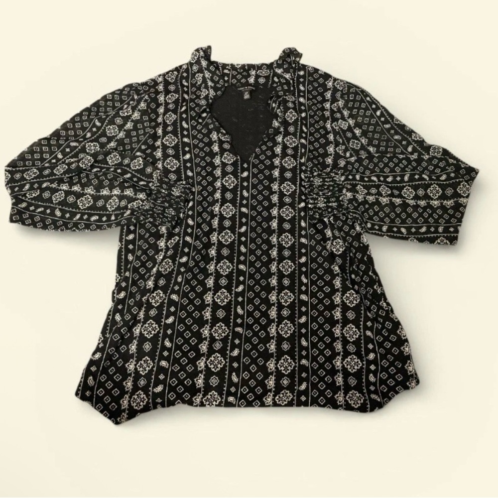 Lucky Brand Black and White Geometric Blouse